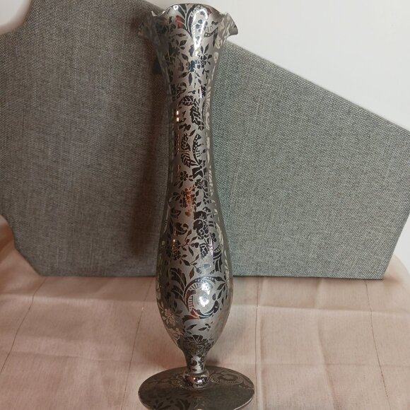 Lotus Silver Overlay Glass Ruffle Vase - Picture 2 of 7